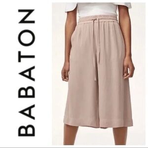 Aritzia Babaton Luiz Culottes Pant in Pink Size XS